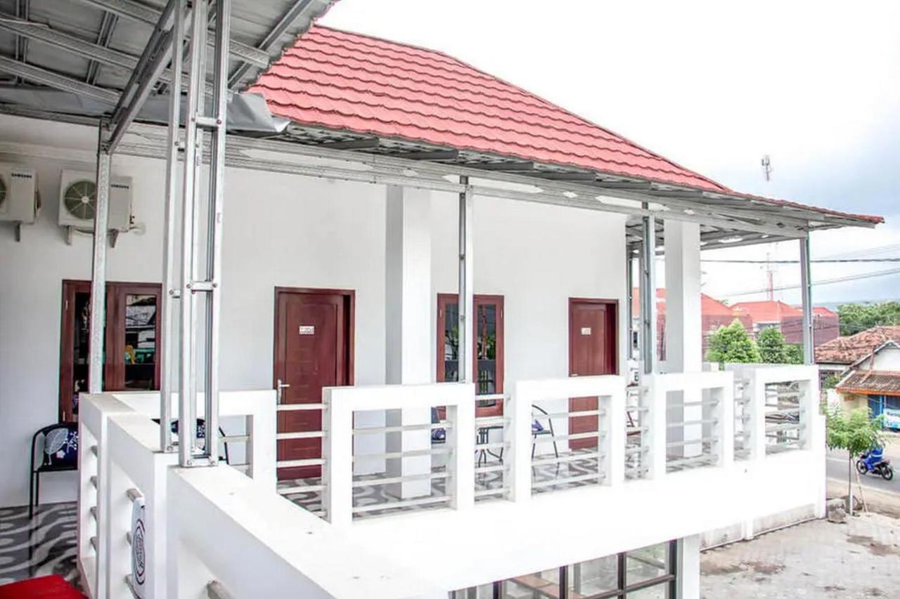 Samar Wulu Guest House Syariah Mitra Reddoorz Near Ketapang Ketapang  Ngoại thất bức ảnh